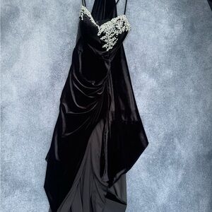 Elegant Black Evening Dress